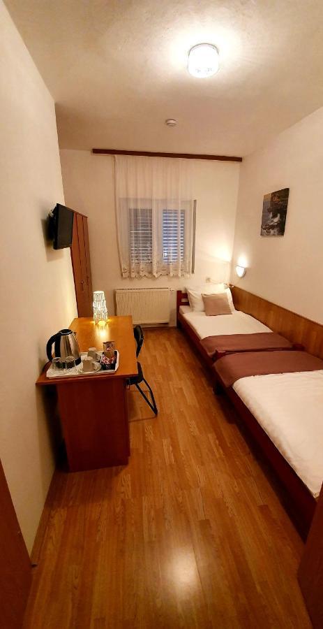 Adriasobe Hotel Vodice Exterior photo