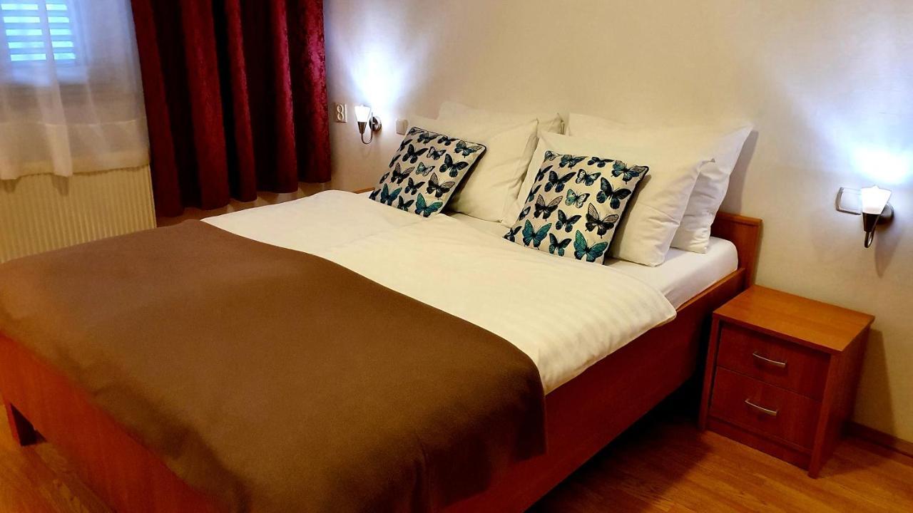 Adriasobe Hotel Vodice Exterior photo
